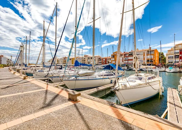 Cap D'agde, T1 Renove Avec Vue Agde